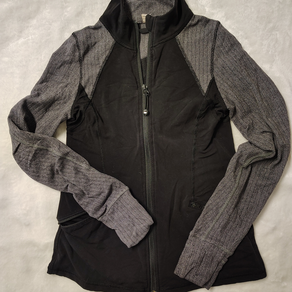 Iviva Girl Black And Gray Jacket SZ 14